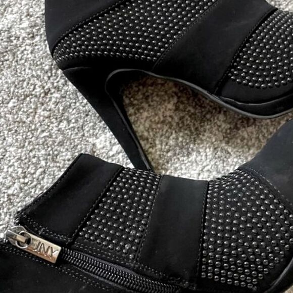 Size 6M Jones New York ankle Booties for Women - Picture 2 of 6